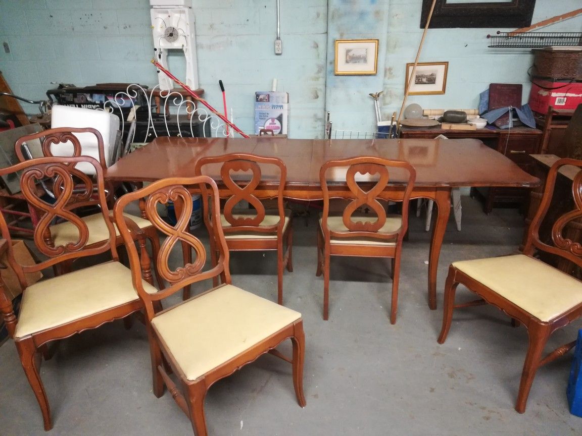 Dining table and hutch
