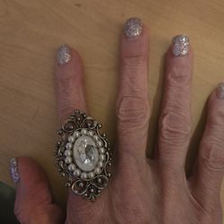 Costume Jewelry Strechy Ring