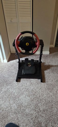 Thrustmaster Ferrari Racing Wheel with Stand and Pedals