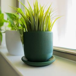 Wavy Indoor Planter with Drainage and Saucer, Plant Mom Gift, 4 Inch Nursery Pot