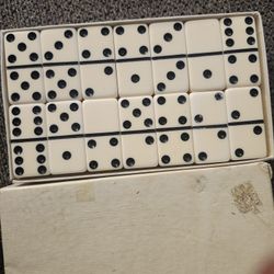 Domino's 