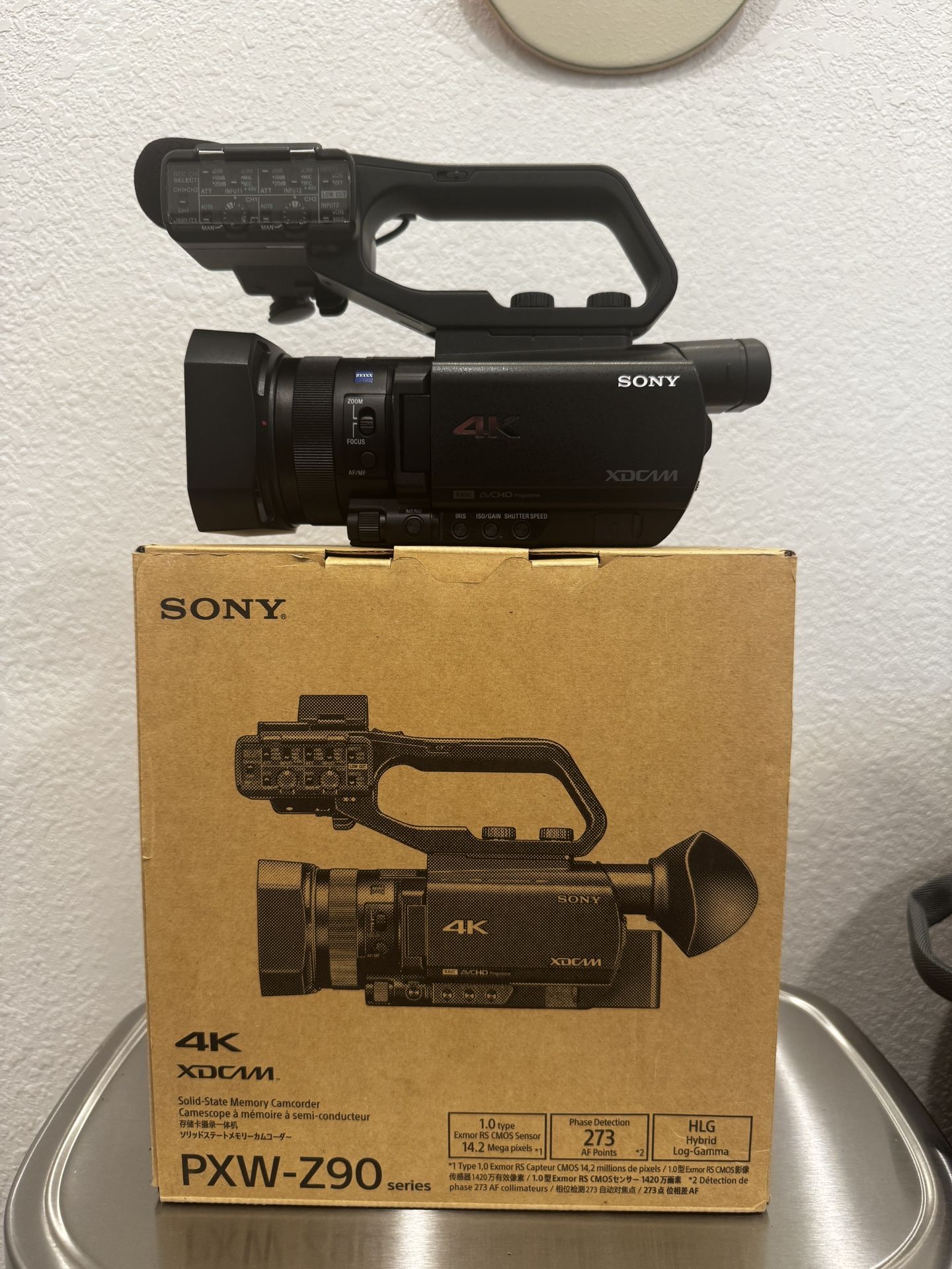 Sony Z90V 4K Handycam 