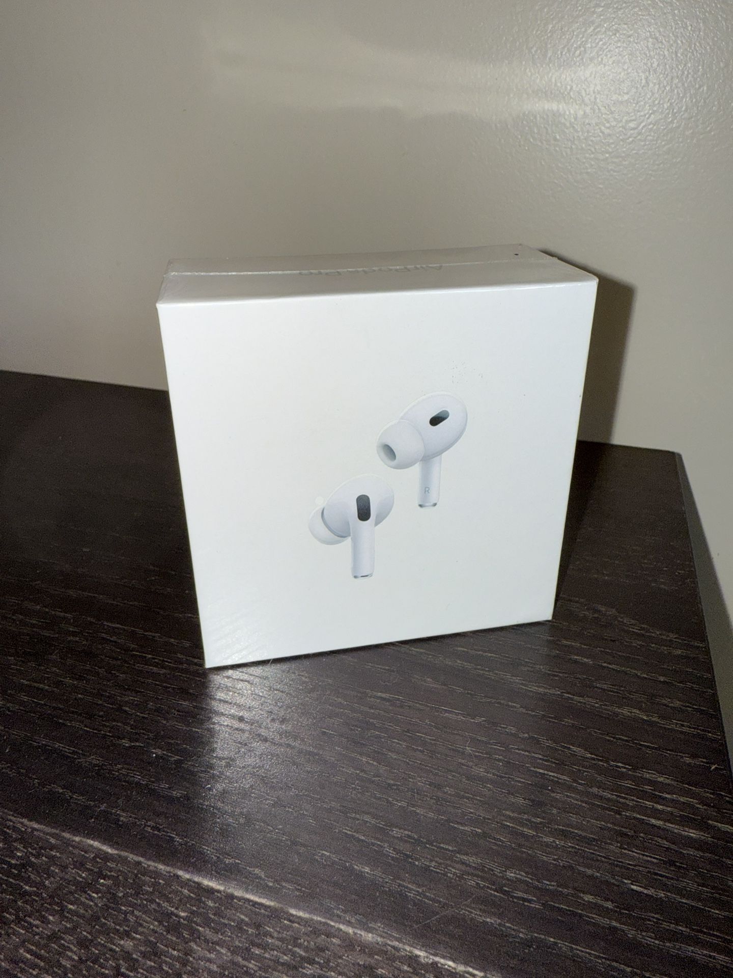 AirPods Pro (2nd Generation) with MagSafe Charging Case