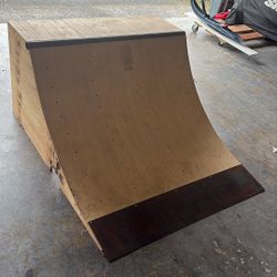 Skateboarding Quarter Pipe