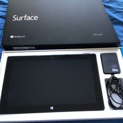 Like New Microsoft Surface RT  Tablet $160