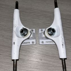 thunder trucks hallows