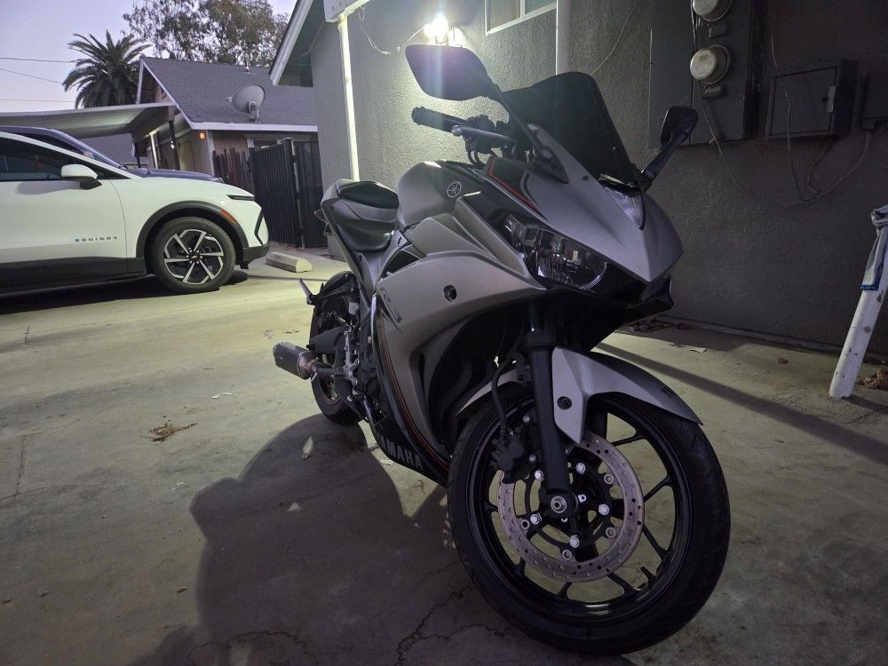 2016 Yamaha YZF