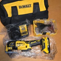 Dewalt 20v Max XR 3 Speed Brushless Oscillating Multi-Tool Kit No Low Offers Pls. Firm Price Pick up Burien