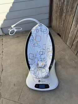 4Moms Multi Motion Baby Swing And Chair 