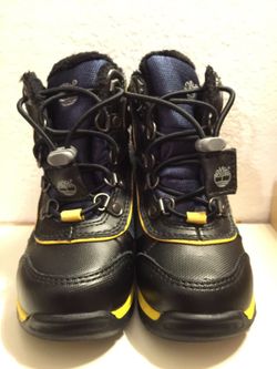 New Toddler boy Timberland boot size 5