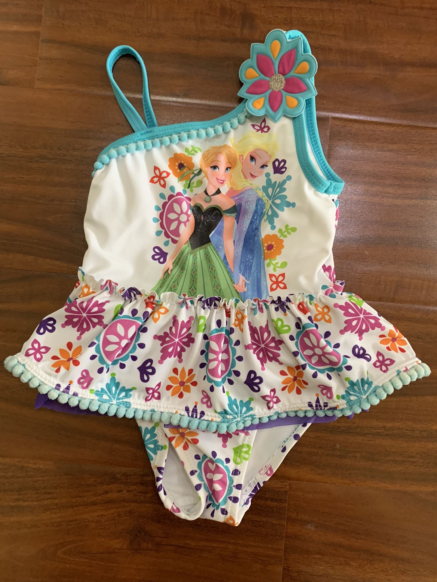 Size 2 T Adorable Disney’s frozen Anna Elsa Swimsuit