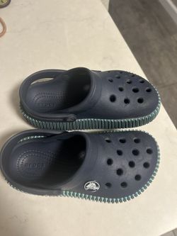 Crocs Kids Size 9 