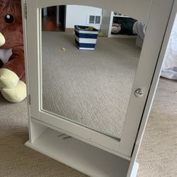 White Wall Mount Mirrored Medicine Cabinet with Adjustable Shelves. Pick up only.