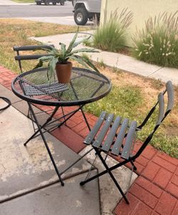 Metal patio set