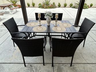 Patio outdoor dining set brand new