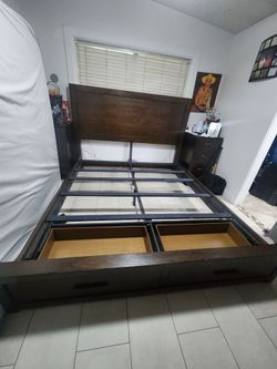 Free King size bed!!