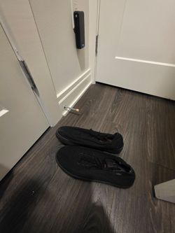 Black Shoes Size 13