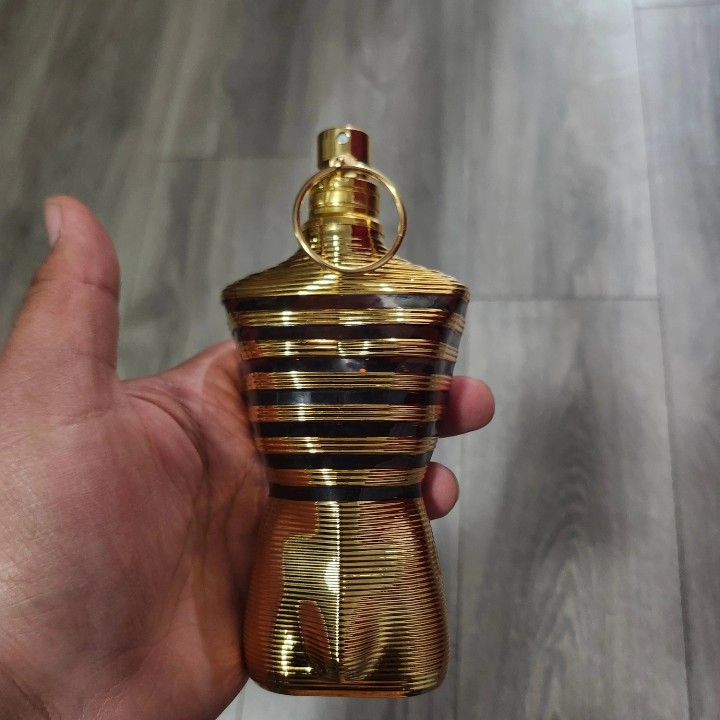 Cologne/Perfumes