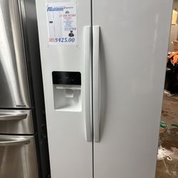 2023 Whirlpool White Side By Side Refrigerator 