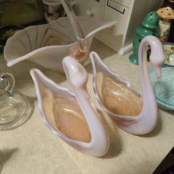 Antiques and Pictures