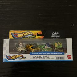 Hot Wheels Racer Verse Jurassic World 4 Pack