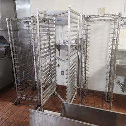 Restaurant Speed Rack Aluminum Sheet Pan Rack
Holds 20 Full Size Sheet Pans
Sheet Pans Sold Separately $10 each
Racks are $80 each
Cash Only
Pick up i