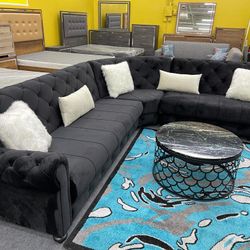 Black Velvet Living Room Sectional Sleeper - Delivery And Financing Available 