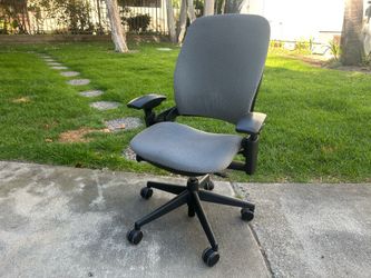 Steelcase Office Gaming Rolling Chair
