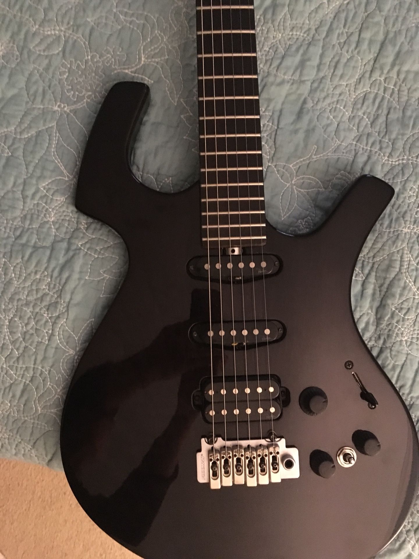 Parker Fly electric Guitar P-40 6 string