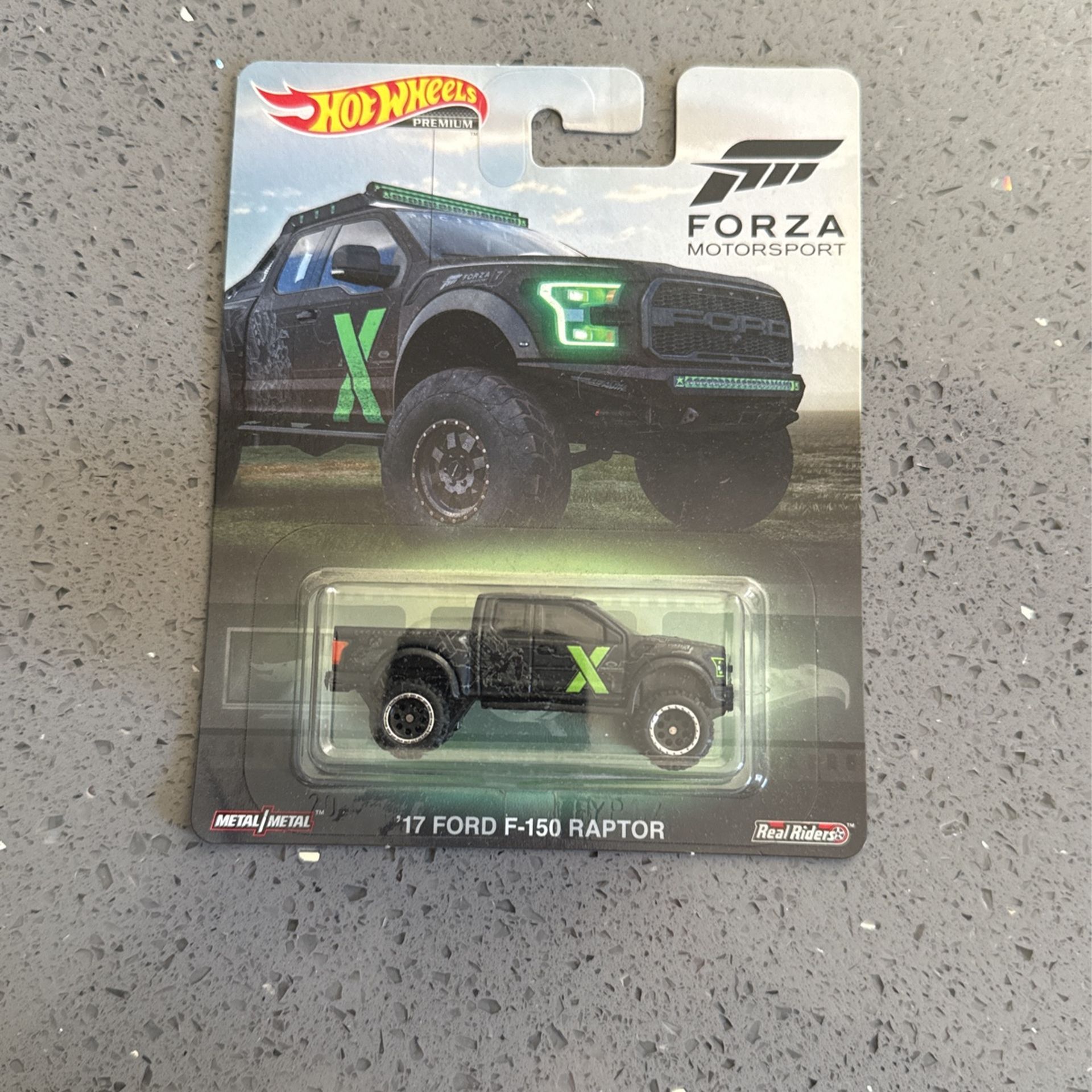 Hot Wheels Premium 17’ Ford F-150 Raptor Forza Motorsport