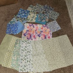Sewing machine and 37 pieces of colorful patterned fabric