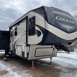 2018 Keystone Cougar Polar Package!