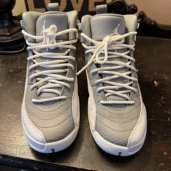 Jordan 12  (5.5) NO BOX (Grade School)