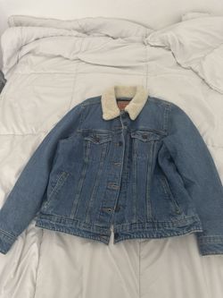 Levi’s Denim Jacket With Some Sherpa