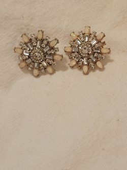 Vintage Bling Rhinstone Post earrings
