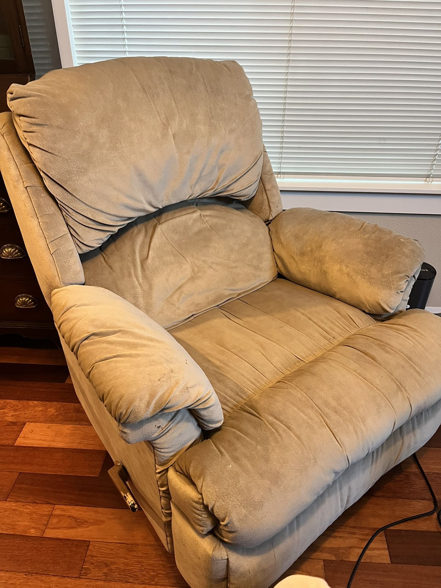 Clean Recliner Chair