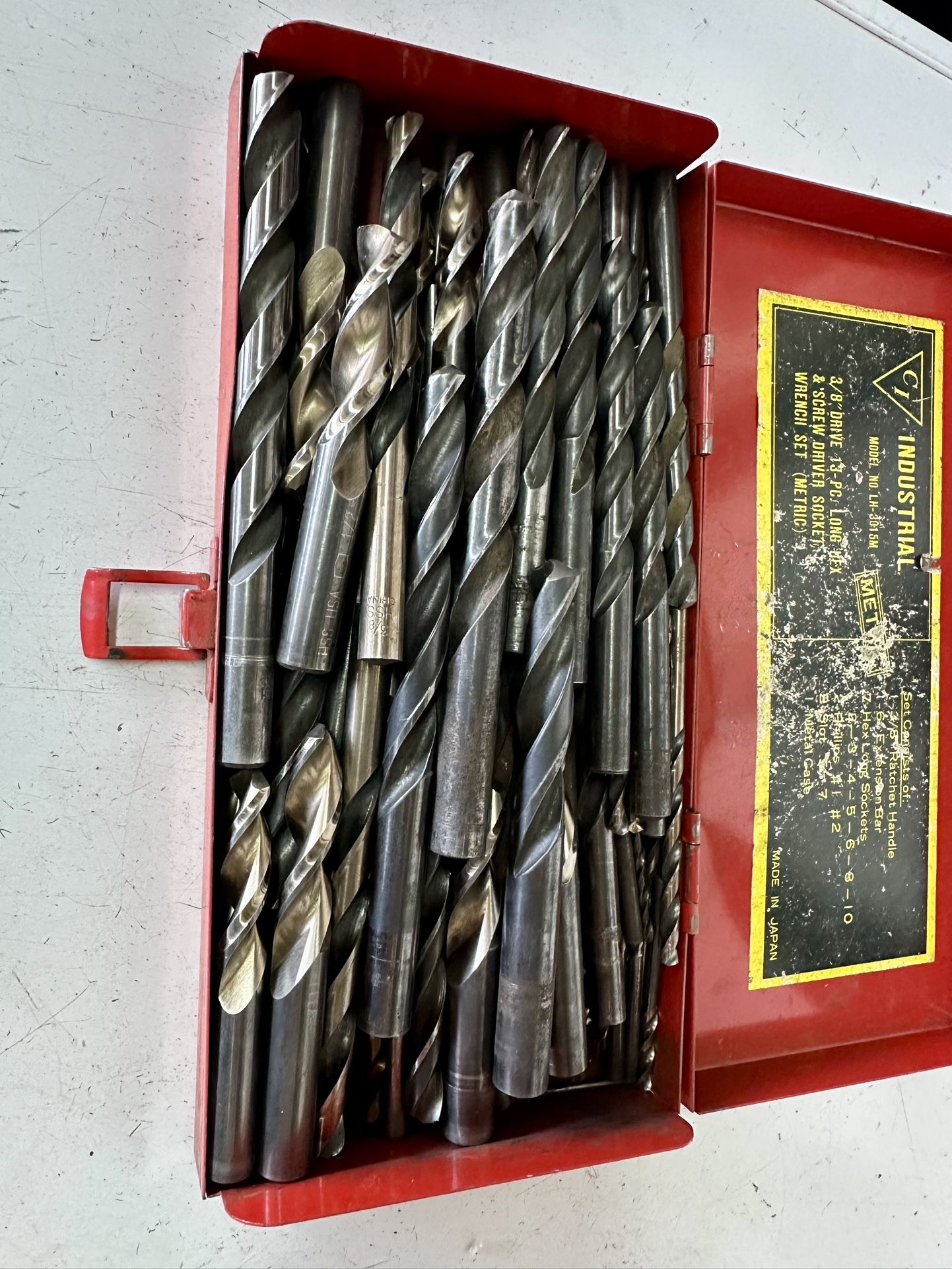 Bunch Of HSS drill Bits