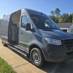 2023 SPRINTER CAMPER VAN