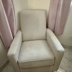 Davinci Piper 360 Recliner in Cream 