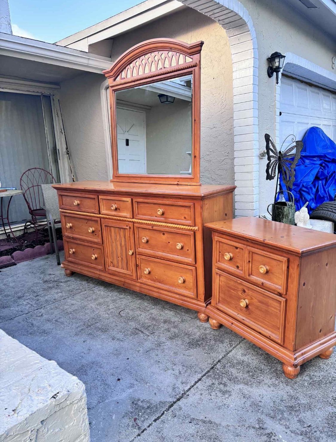 Solid Wood Dresser With Mirror & Matching Nightstand
