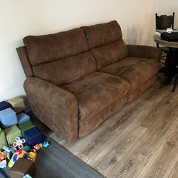 Brown “Catnapper” Reclining Loveseat 