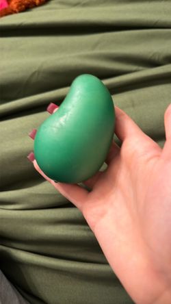 Color changing mango squishy