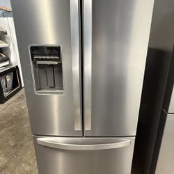 Whirlpool 30 in. 19.0 Cu. Ft. Fingerprint Resistant Stainless Steel French Door Refrigerator 