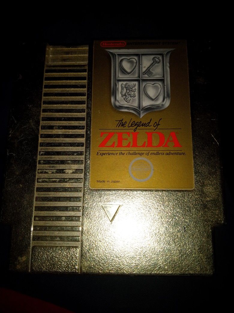 NES Gold Zelda Game