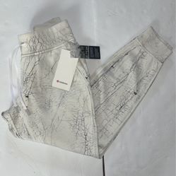 New Lululemon Warm Down Jogger 