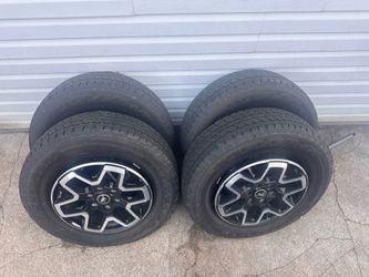 Bronco tires original