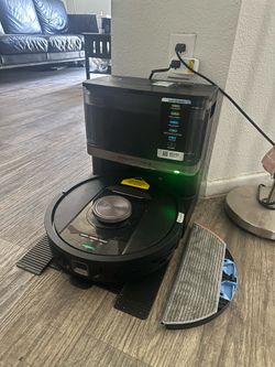 Shark AI Ultra Robot Vacuum NeverTouch PowerDetect 2-in-1-Self-Empty Mop