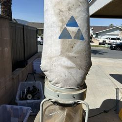 Delta Dust Collector