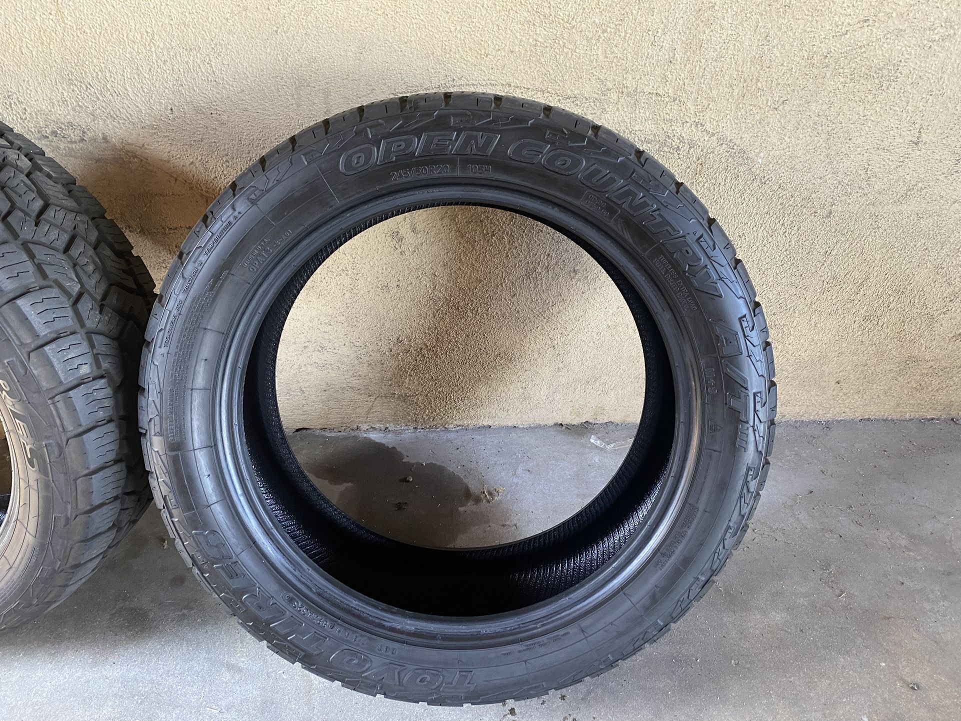 Llantas Semi Nuevas Size20”