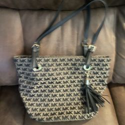 Michael Kors pocketbook